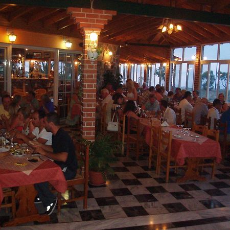 Anaxos Hotel Extérieur photo