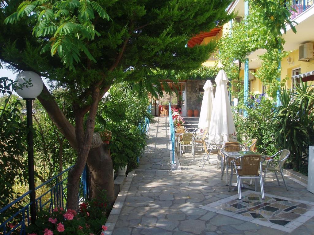Anaxos Hotel Extérieur photo