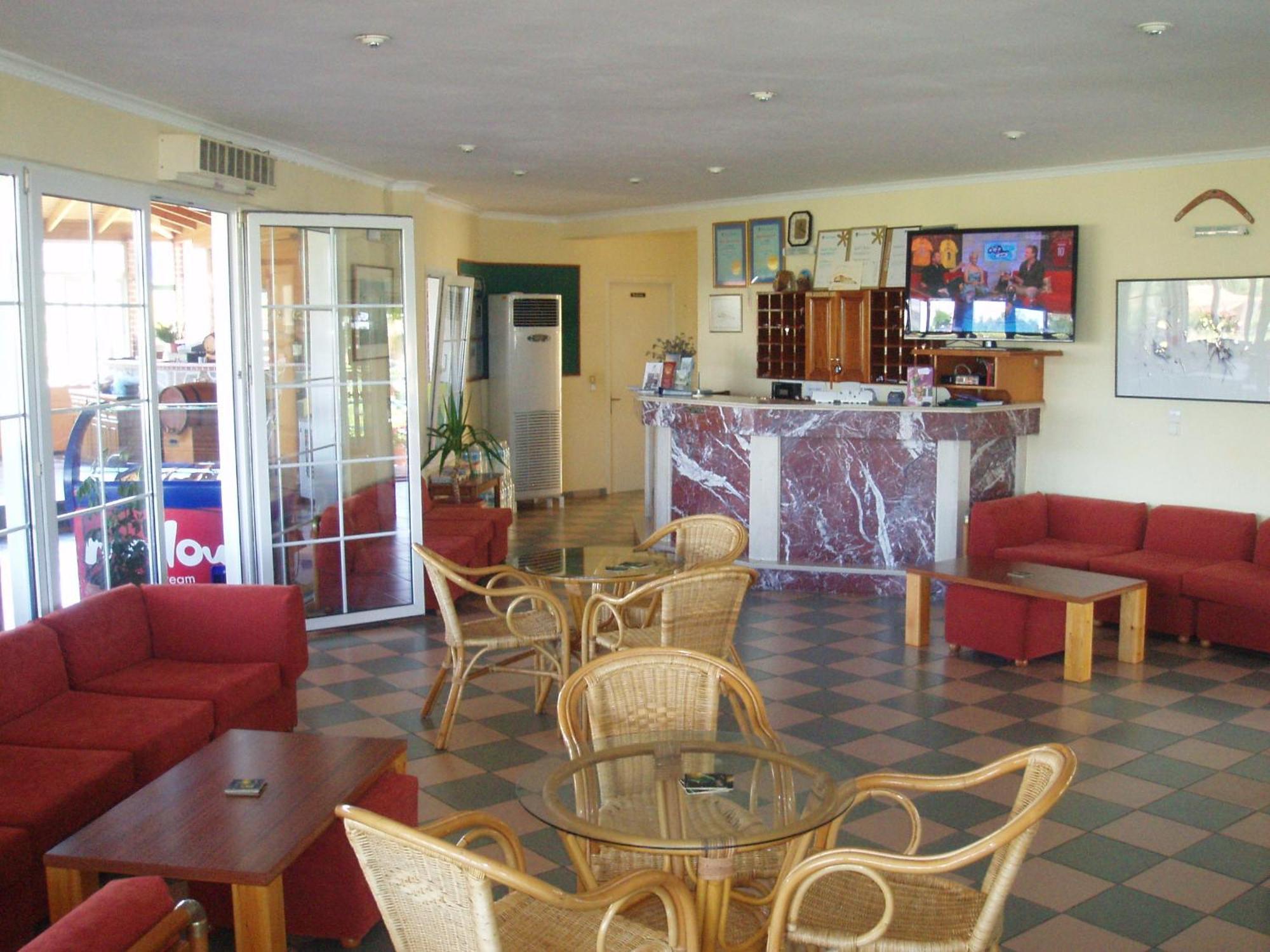 Anaxos Hotel Extérieur photo